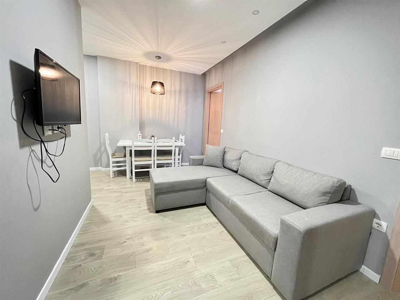 Jepet me qira apartamen2+1 me pamje nga Deti/ Tropikal plepa