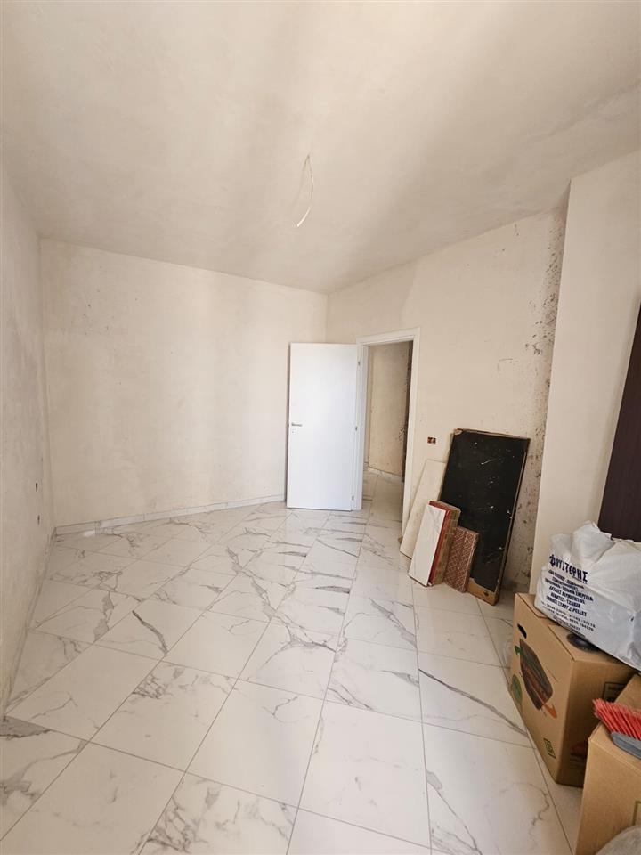 OKAZION Shitet apartament 2+1+2