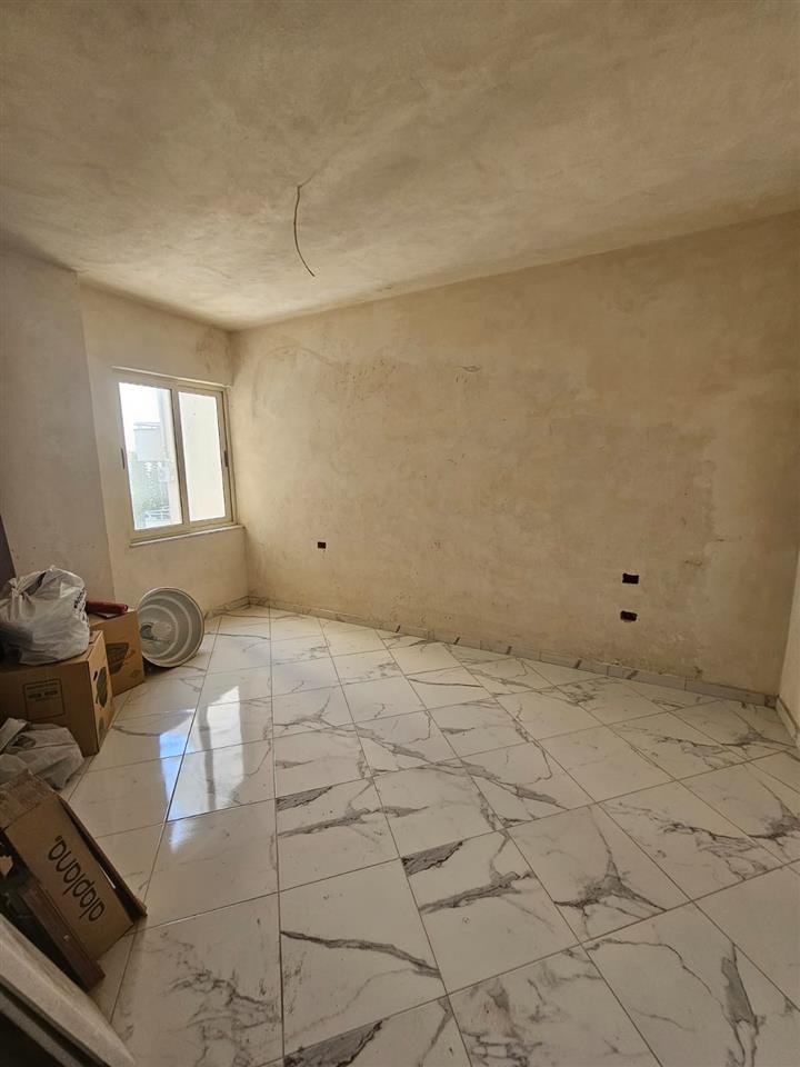 OKAZION Shitet apartament 2+1+2