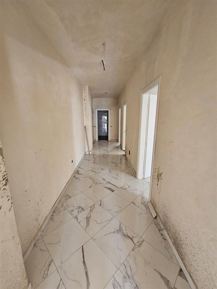 OKAZION Shitet apartament 2+1+2