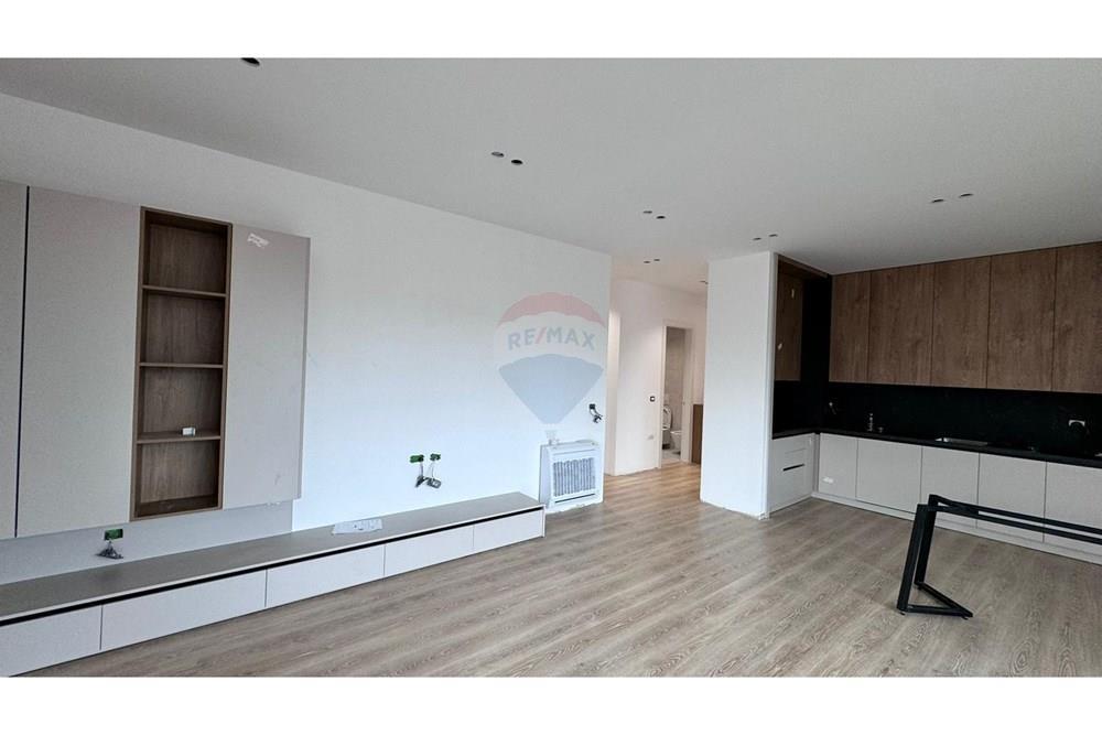 Apartament 3+1 per qira prane Air Albania Stadium!