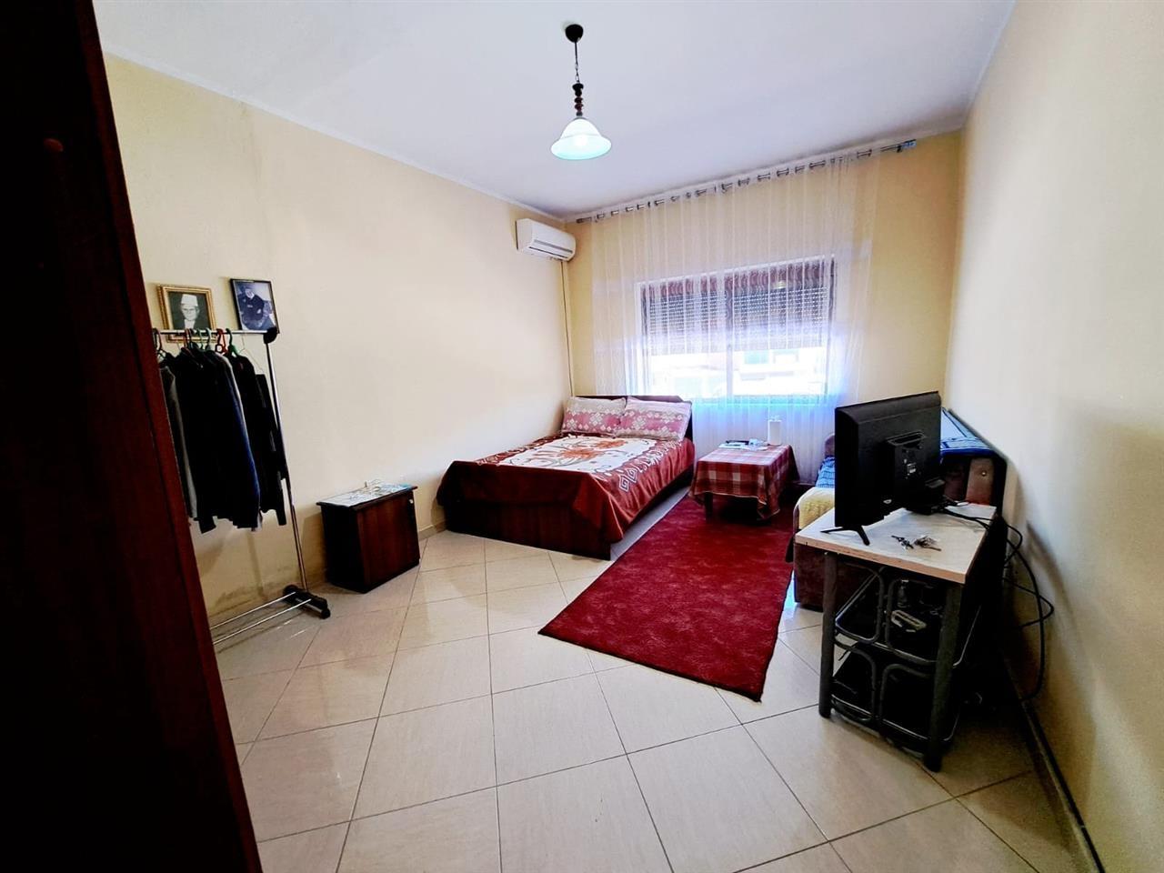 ❗️Shitet apartament 3+1,te axhensia,Kavaje❗️