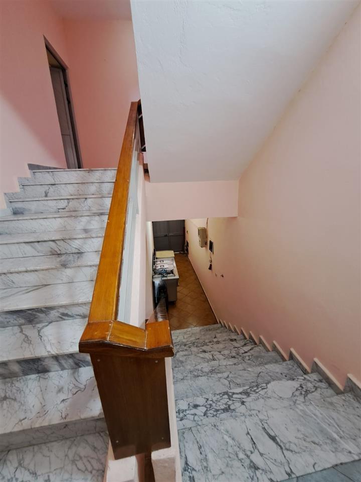 ❗️Shitet apartament 3+1,te axhensia,Kavaje❗️