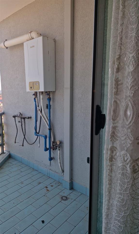 Jepet me qira Super Apartament 2+1+2 afer URT