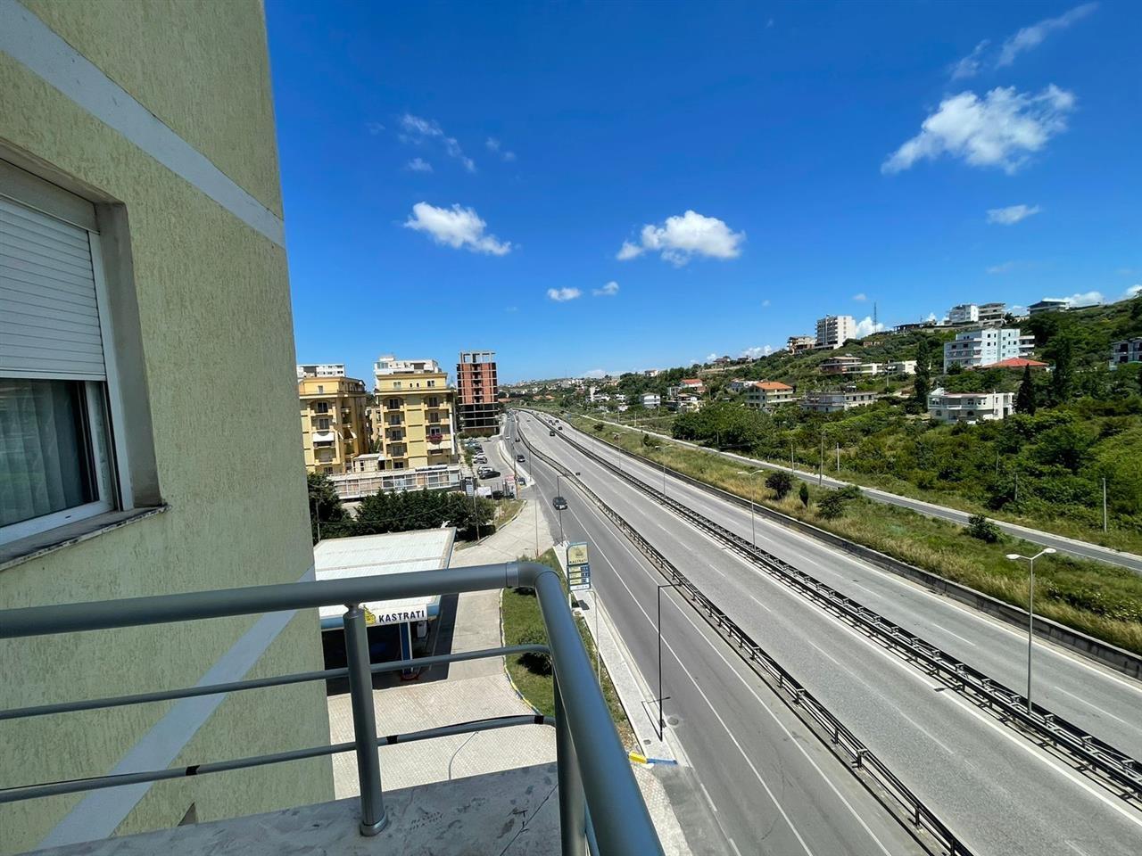 Jepet me Qira Apartament 1+1