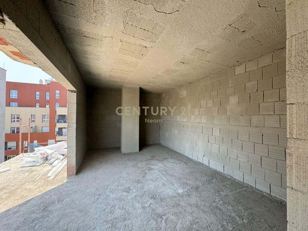 SHESIM APARTAMENT 1+1 ME VERANDË 115,000 € Neom97253