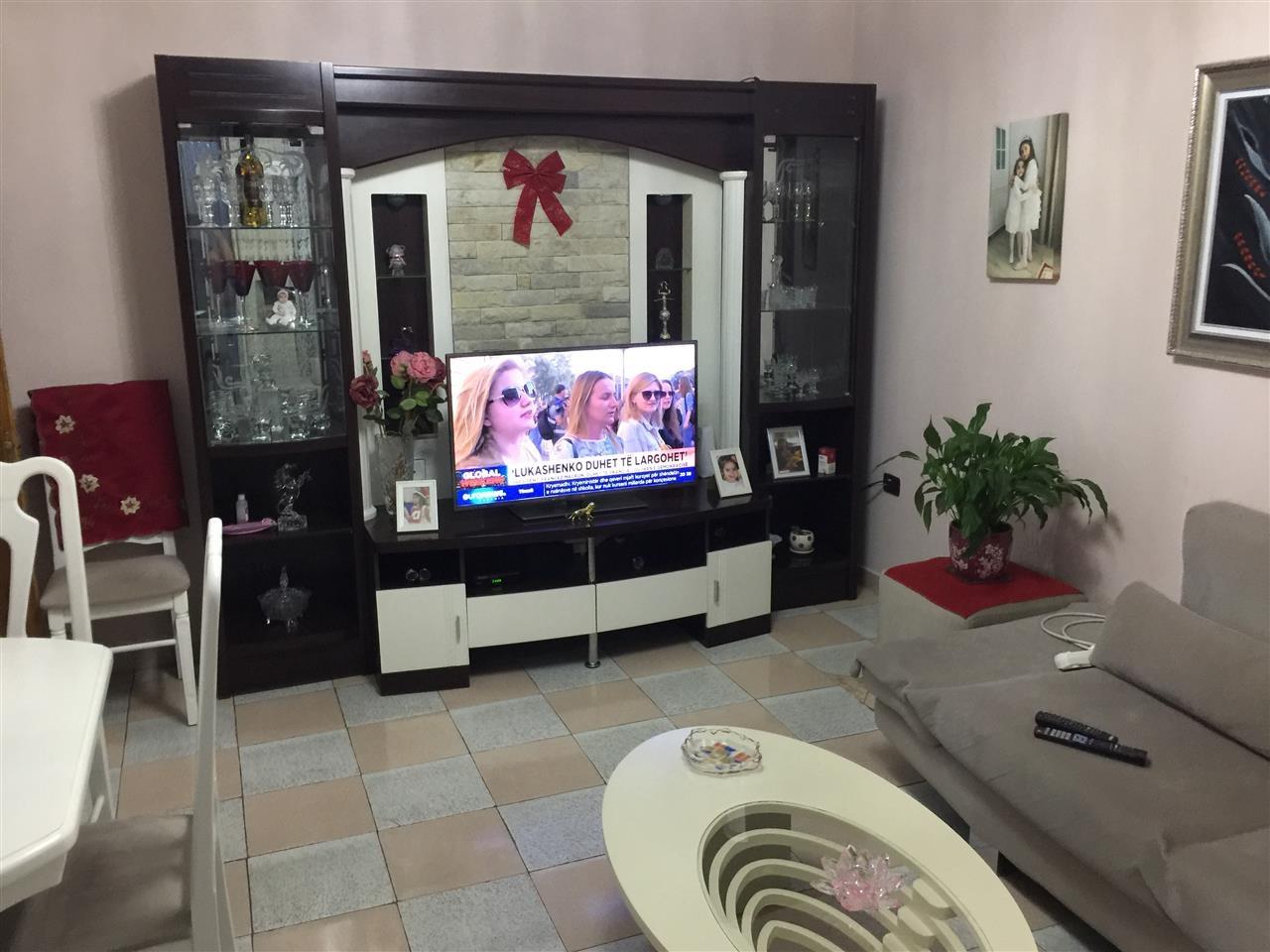 Apartament ▪︎3+1+1▪︎kati 3-te▪︎”15 Tetori Fier”