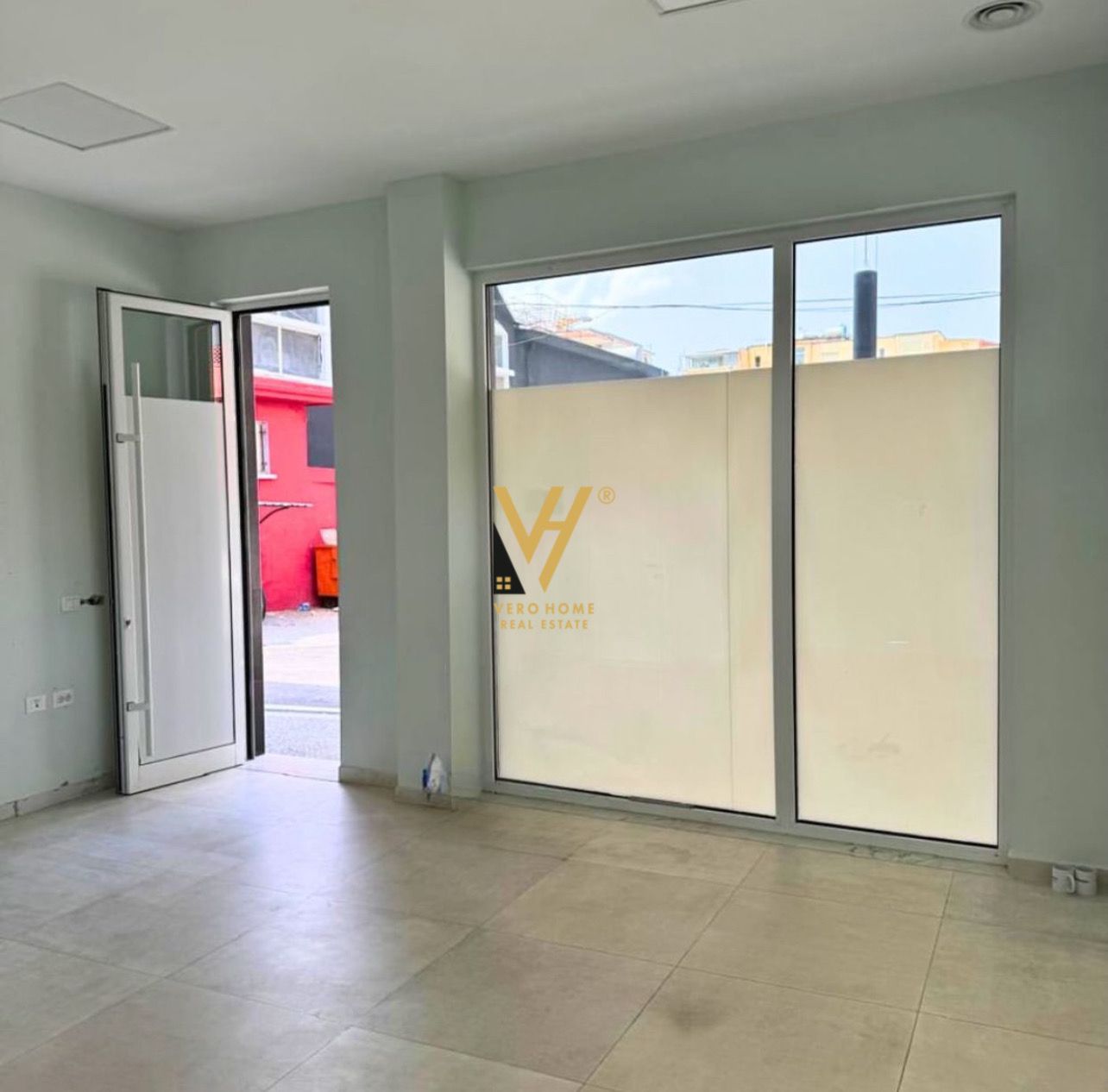 ZYRE 35 M2 TE RRUGA SULEJMAN DELVINA 500 EURO