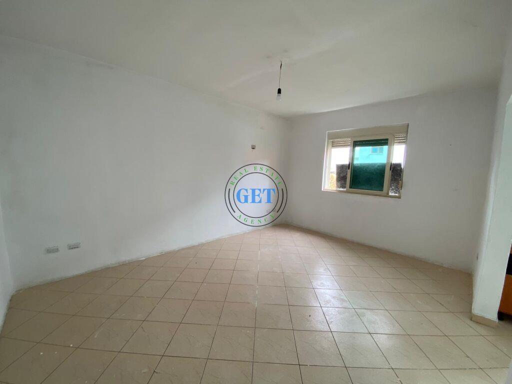 Shitet, Apartament 1+1,Parku Vala,Durres!