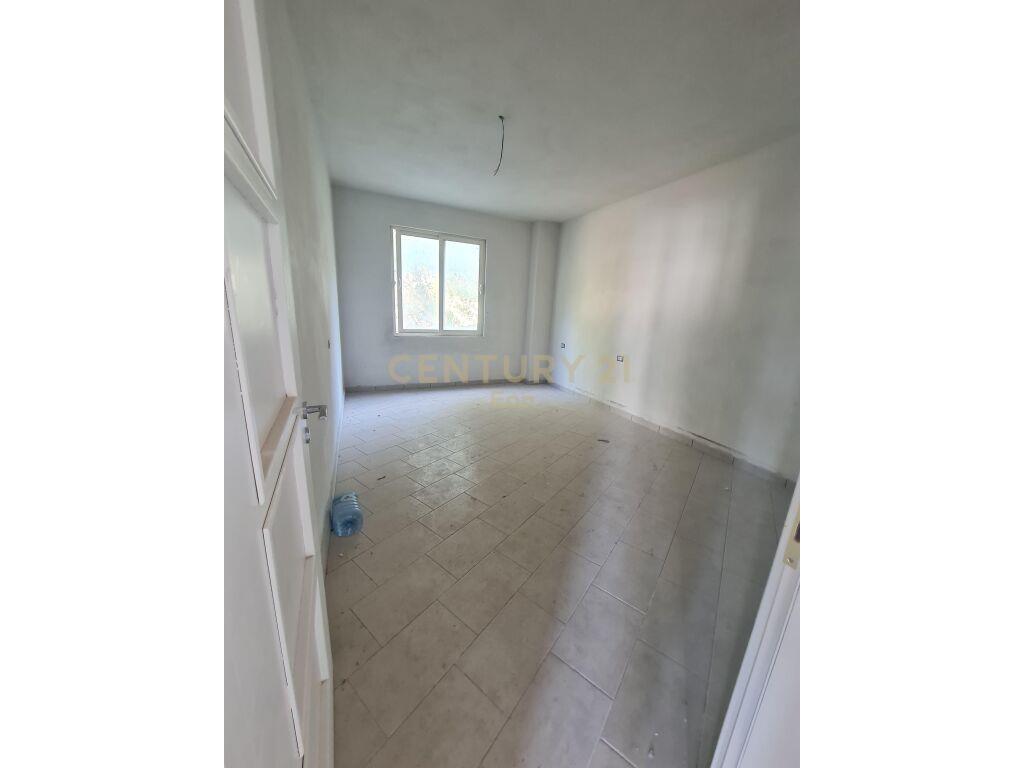 Apartament 2+1 me Pamje Deti në Zonën e Vollgës, Durrës!