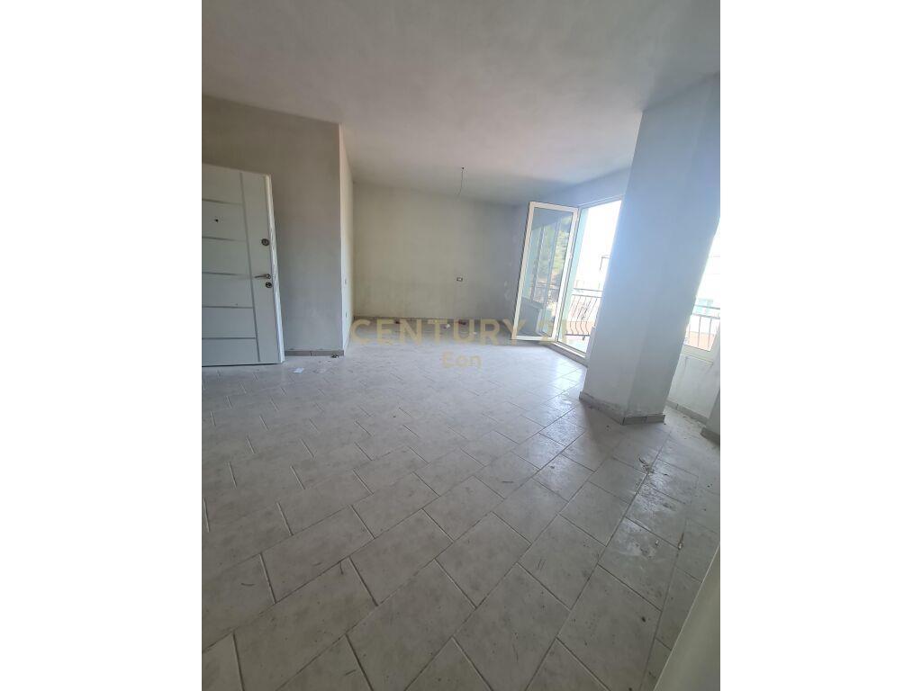 Apartament 2+1 me Pamje Deti në Zonën e Vollgës, Durrës!