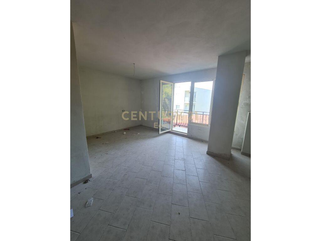 Apartament 2+1 me Pamje Deti në Zonën e Vollgës, Durrës!