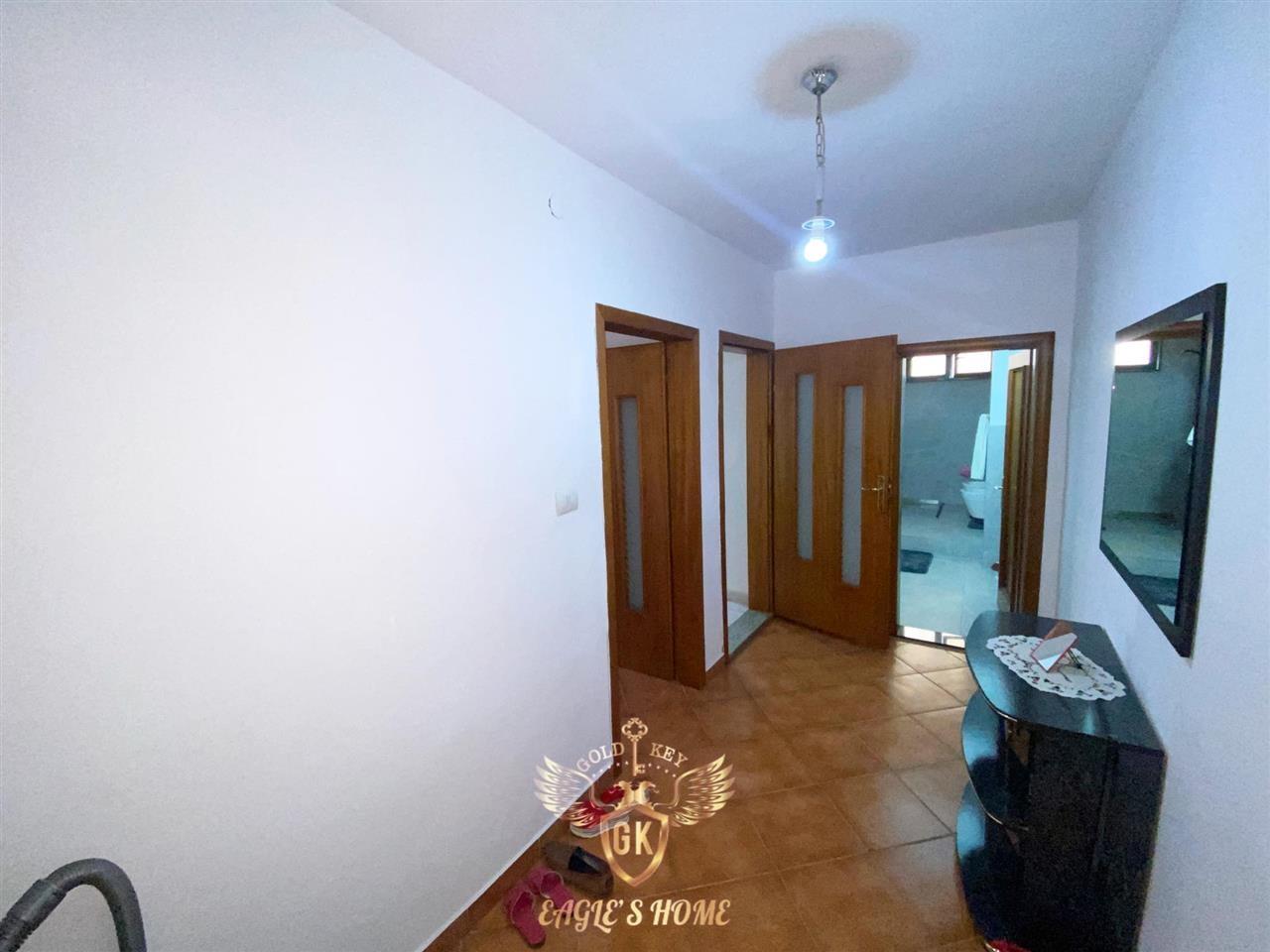 Jepet me Qera• 1+1 me ballkon