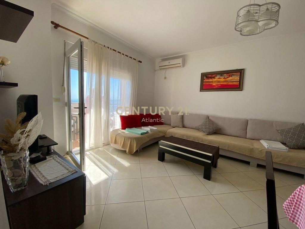 JEPET ME QIRA APARTAMENT 2+1 NE PLAZH VIJE E PARE ME DETIN !