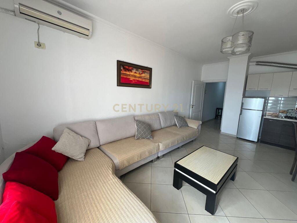 JEPET ME QIRA APARTAMENT 2+1 NE PLAZH VIJE E PARE ME DETIN !