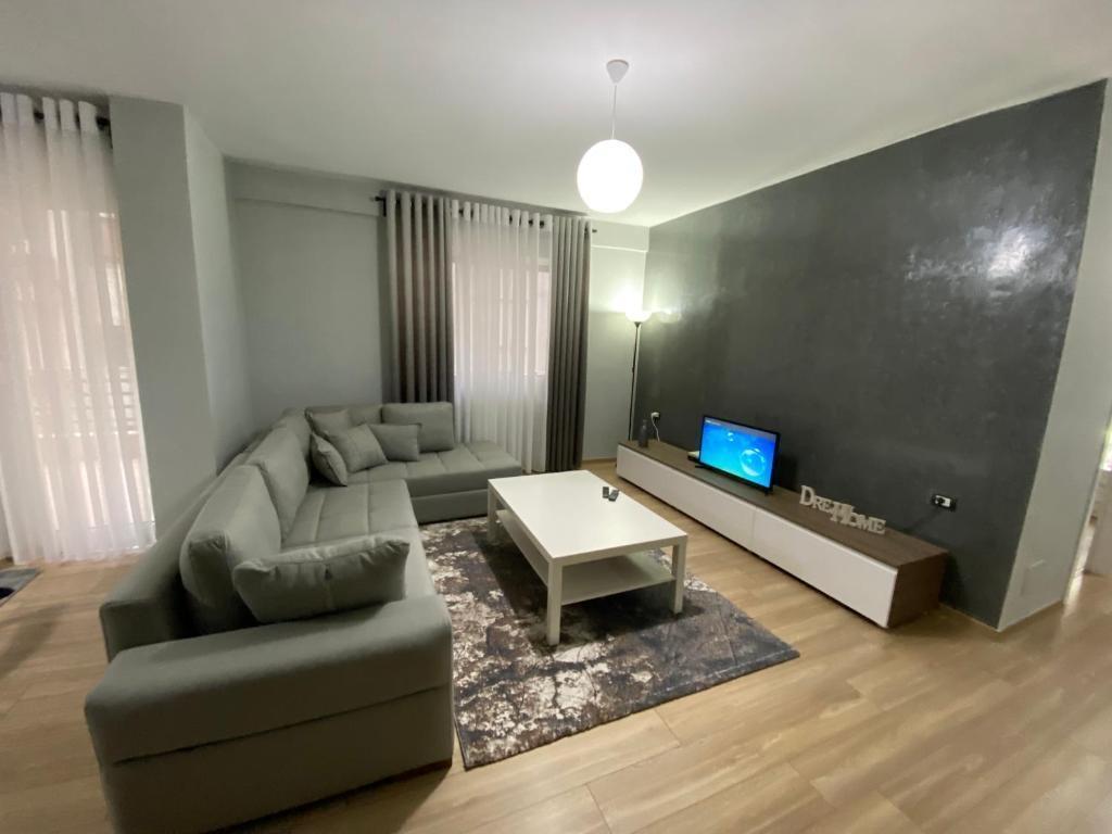 Apartament me qera ditore. KORCE “Noel’s Home”