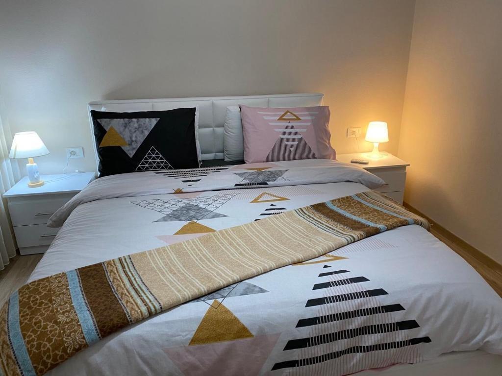 Apartament me qera ditore. KORCE “Noel’s Home”