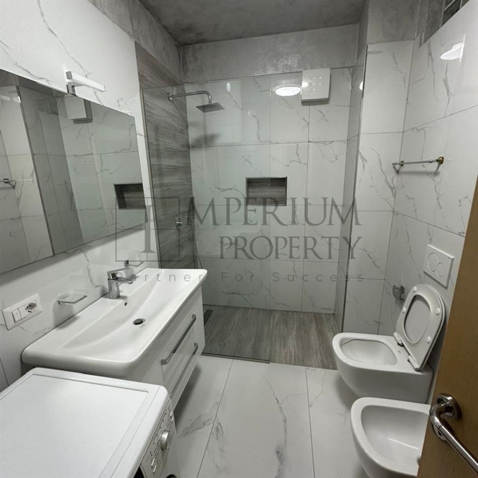 JEPET ME QIRA DURRES