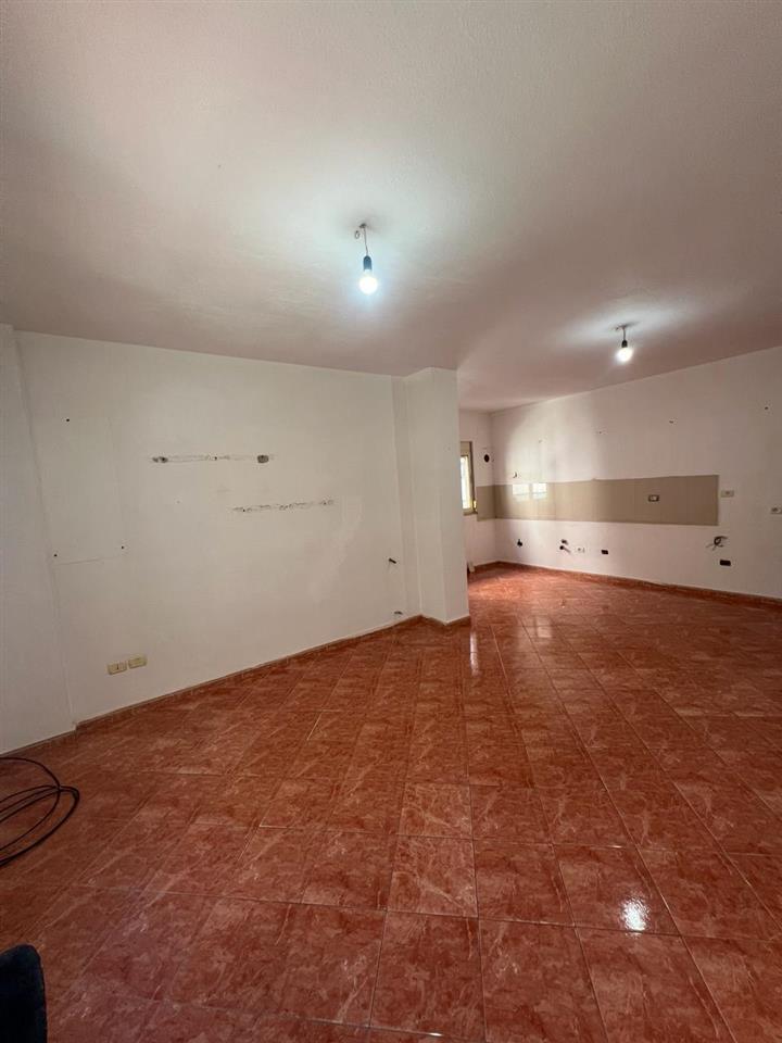 SHITET APARTAMENT 3+1+2 TEK UKD NE DURRES !