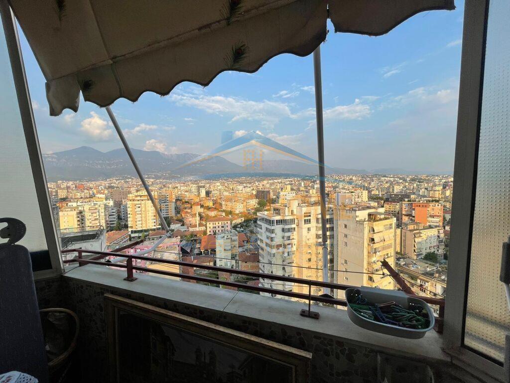 Shitet, Apartament 1+1, Qendër, Tiranë.