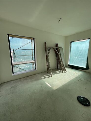 Shitet super apartament 3+1+2, Rruga Hoxha Tahsim, 116m2!