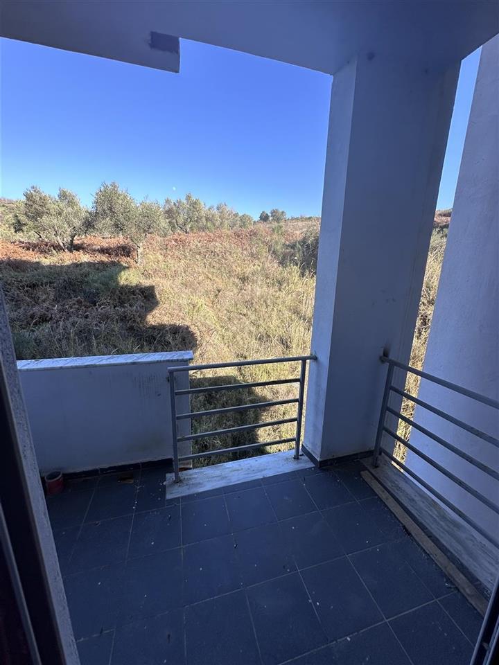 OKAZION!SHITET APARTAMENT NE PLAZH DURRES ME PAMJE NGA DETI