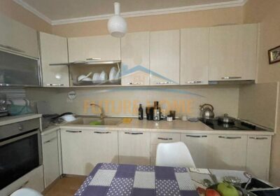 Shitet apartament 1+1 Qender Tiran