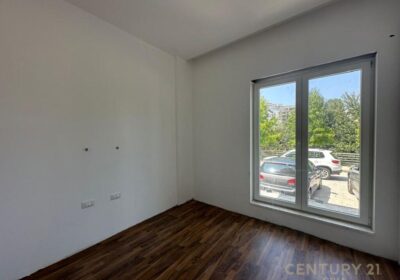 SHITET APARTAMENT 2+1 TE KOPSHTI ZOLOGJIK