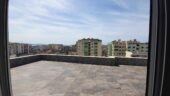 Apartament – papafingo ne shitje me pamje fantastike
