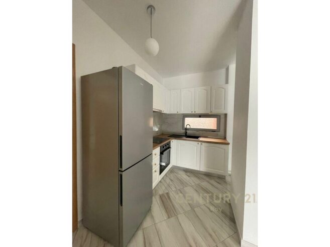 SHITET APARTAMENT 2+1+2 TEK ISH-URT