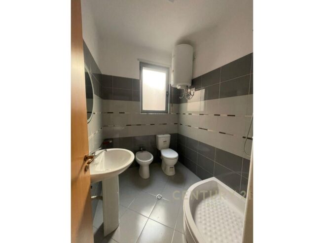 SHITET APARTAMENT 2+1+2 TEK ISH-URT