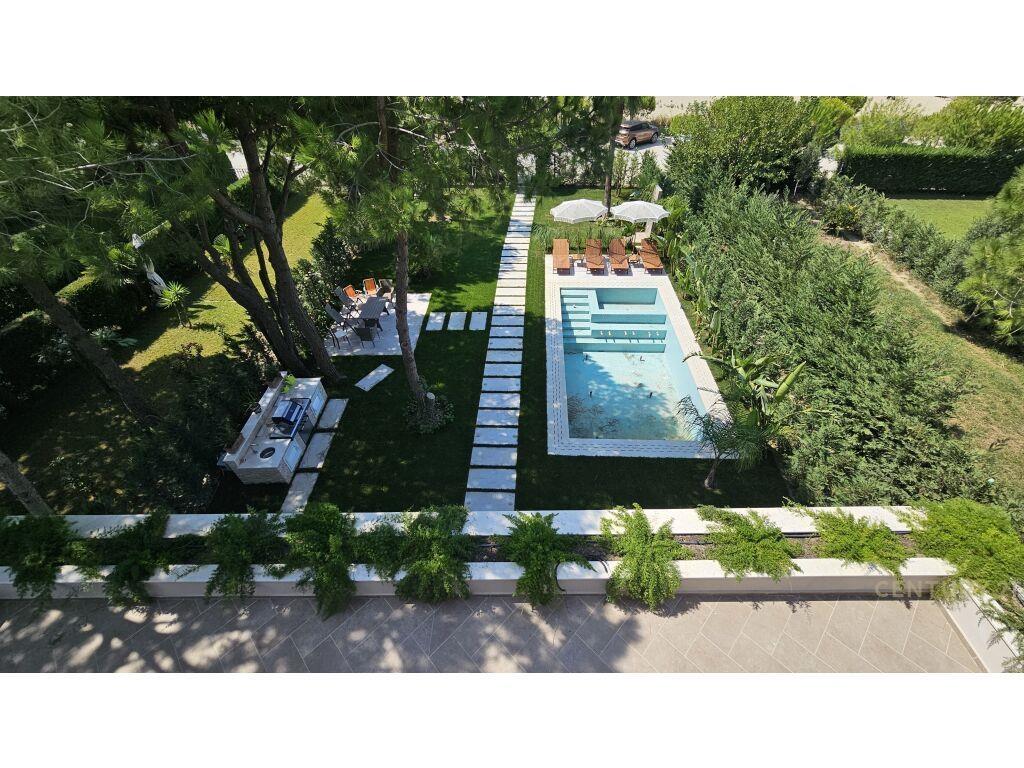 Super vile , vije e pare ne Kompleksin Lura !