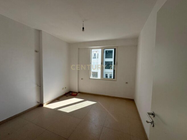 APARTAMENT PAMJE DETI 2+1 NE GOLEM!