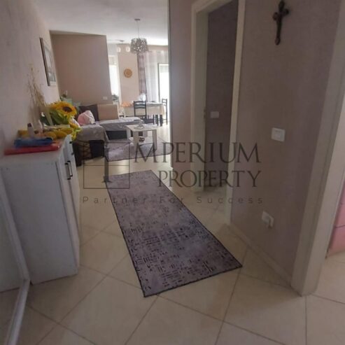 Shitet Apartament 2+1 DURRES