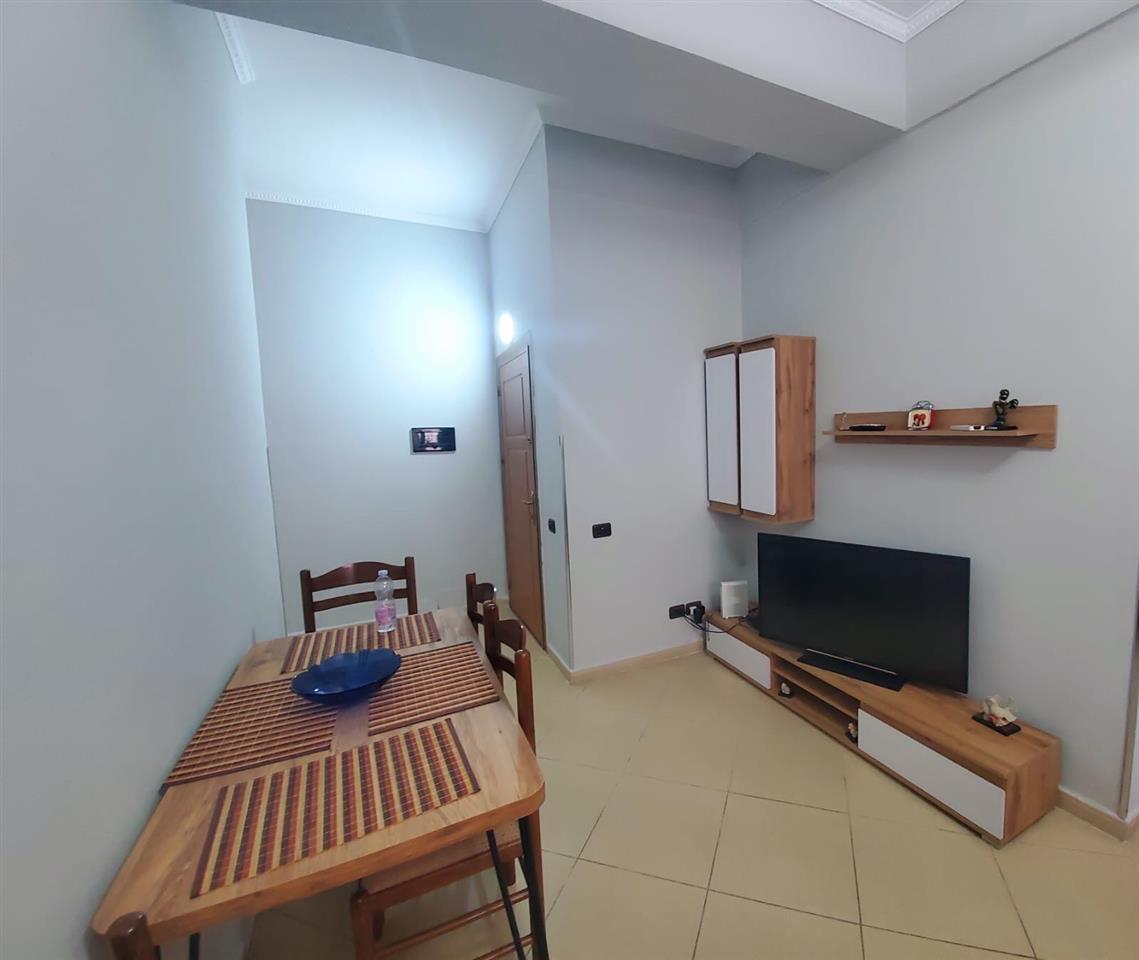 Jepet me qera apartament 1+1+parkim ne Lungomare!