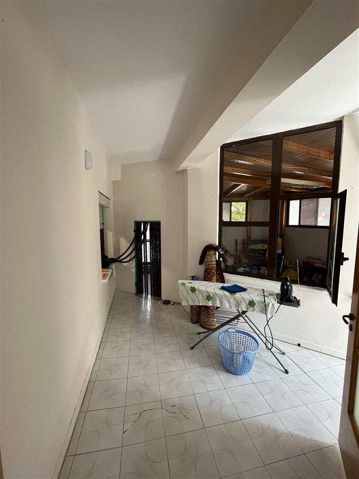 SHITET APARTAMENT ,BLLOKU I VILAVE PRANE KOMUNES se PARISIT