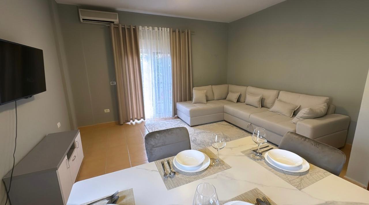 Jepet me qera i rinovuar kete vere cdo gje e re