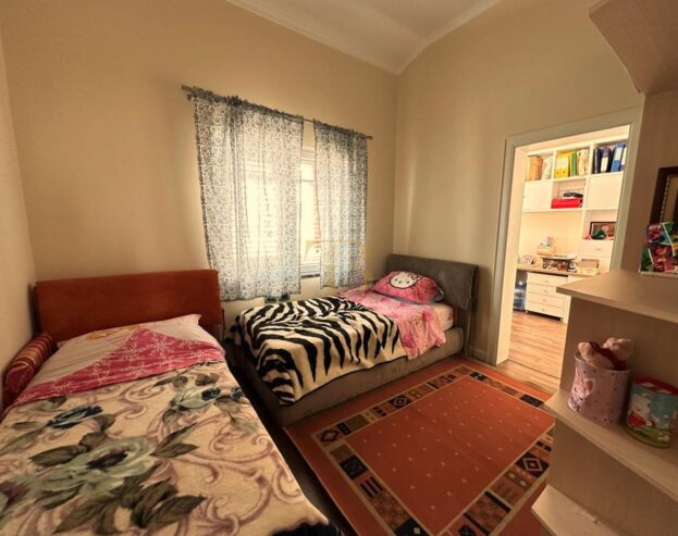 Penthouse 3+1+2/Garazh në shitje, Liqeni i Thatë