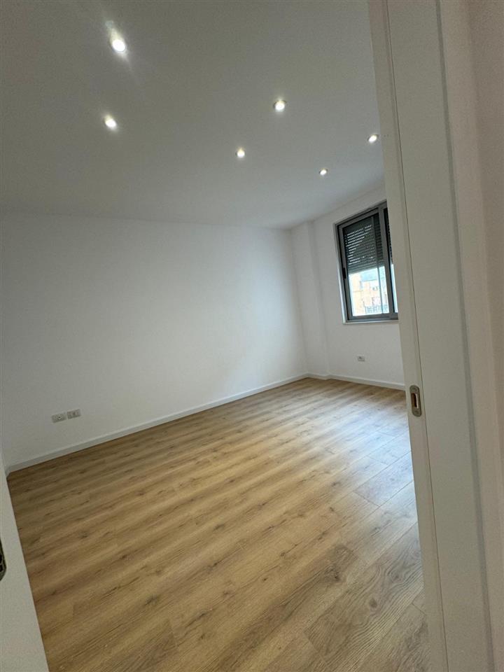 Apartament 2+1 ne shitje Kodra e Diellit