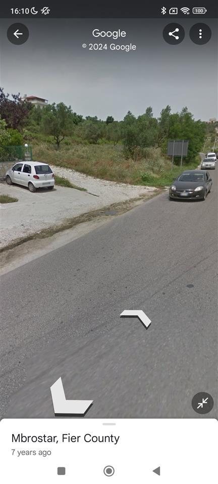 Shitet tok ne vije te par ne hyrje te fierit 27000 €