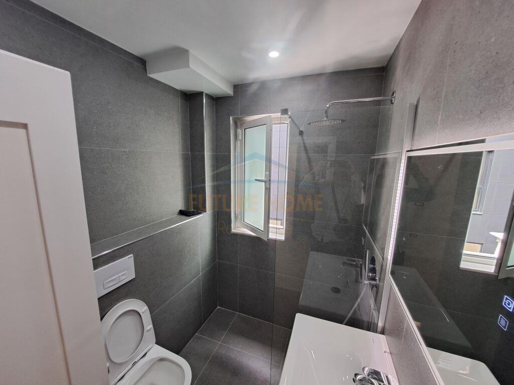 Qira, Apartament 1+1, Prane Piramides, Tiranë