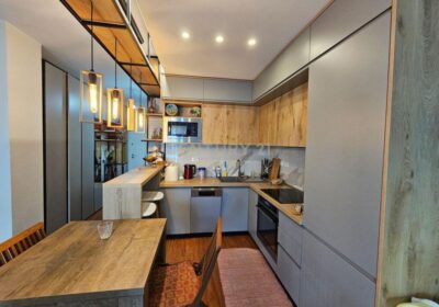 Apartament 2+1+2 + Post Parkimi per shitje tek Siri Kodra