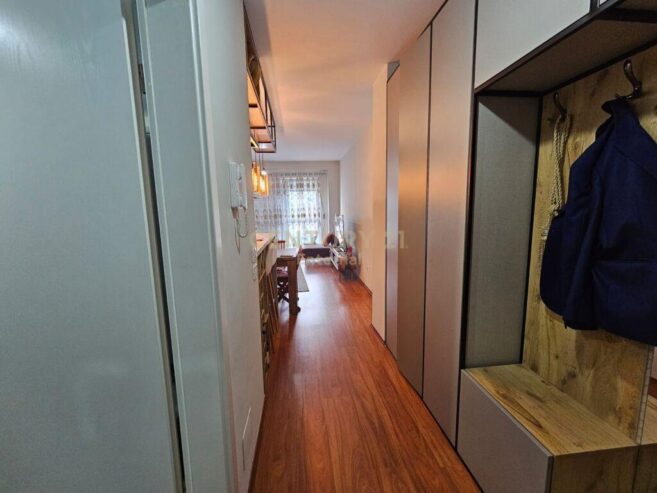 Apartament 2+1+2 + Post Parkimi per shitje tek Siri Kodra
