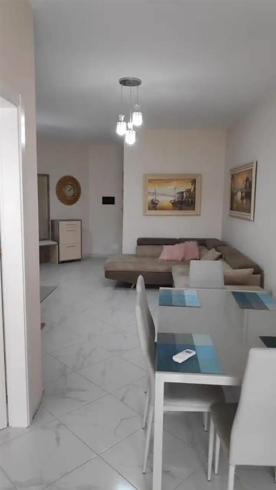 Apartamente 1 + 1 në Lungo Mare (Bar Hannover)