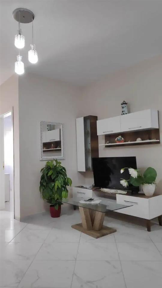 Apartamente 1 + 1 në Lungo Mare (Bar Hannover)