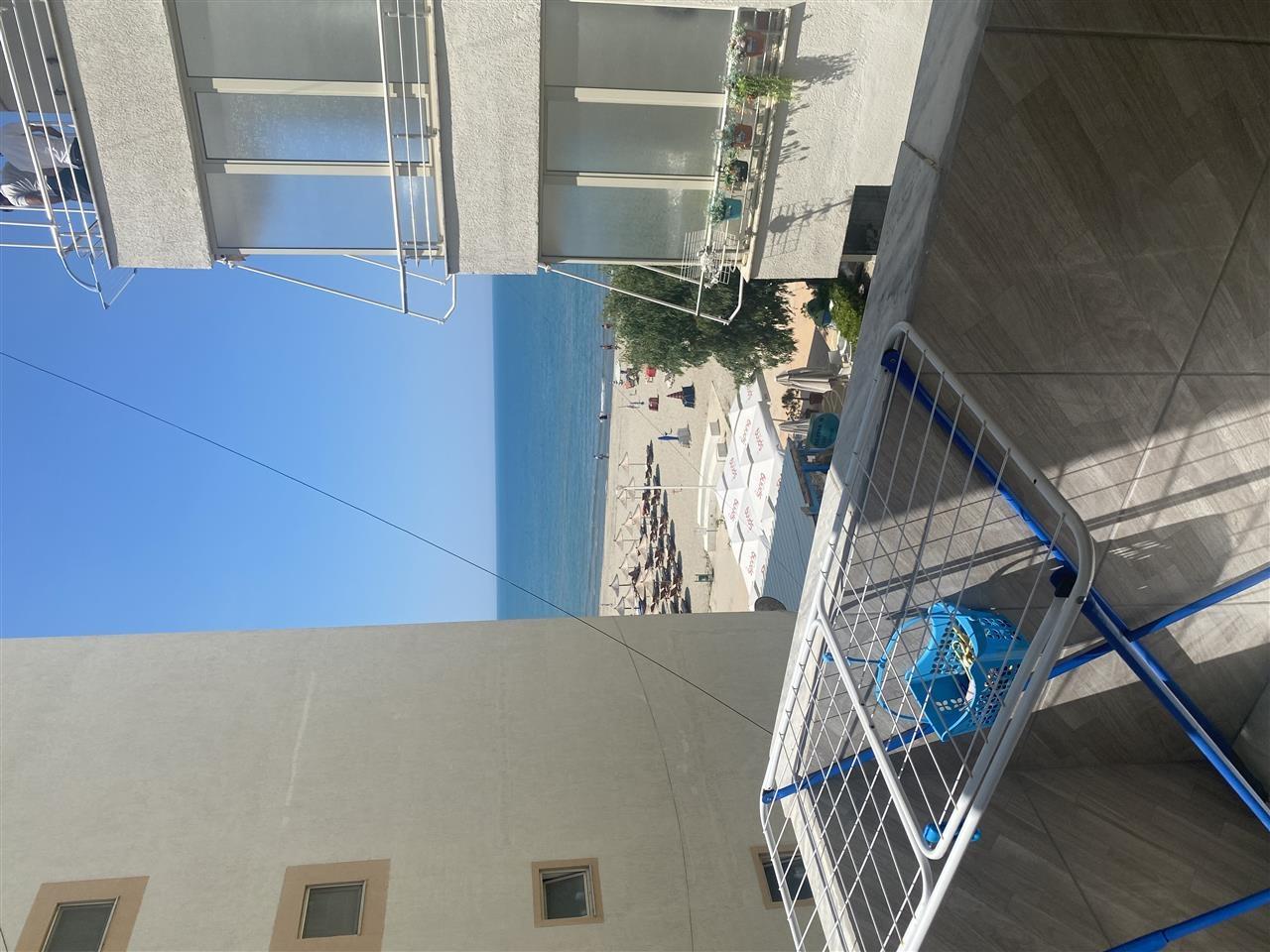 Jepet shtepi me qera ditore te bella vista