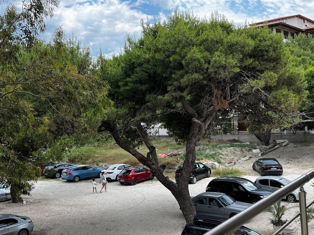 Qera deri ne fund te muajit Prill: Apartament 2+1