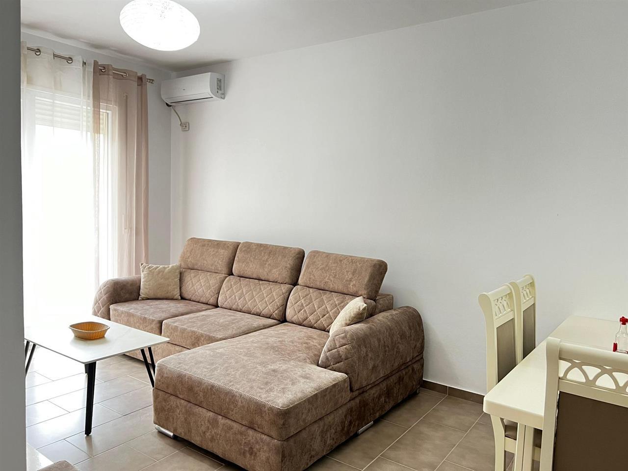 Qera deri ne fund te muajit Prill: Apartament 2+1
