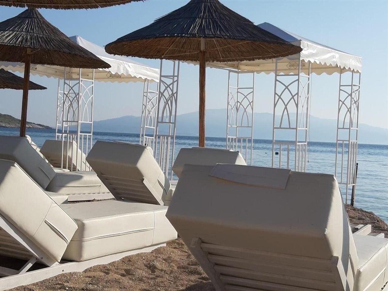 New building 91m2 apart with big balcony close to beach