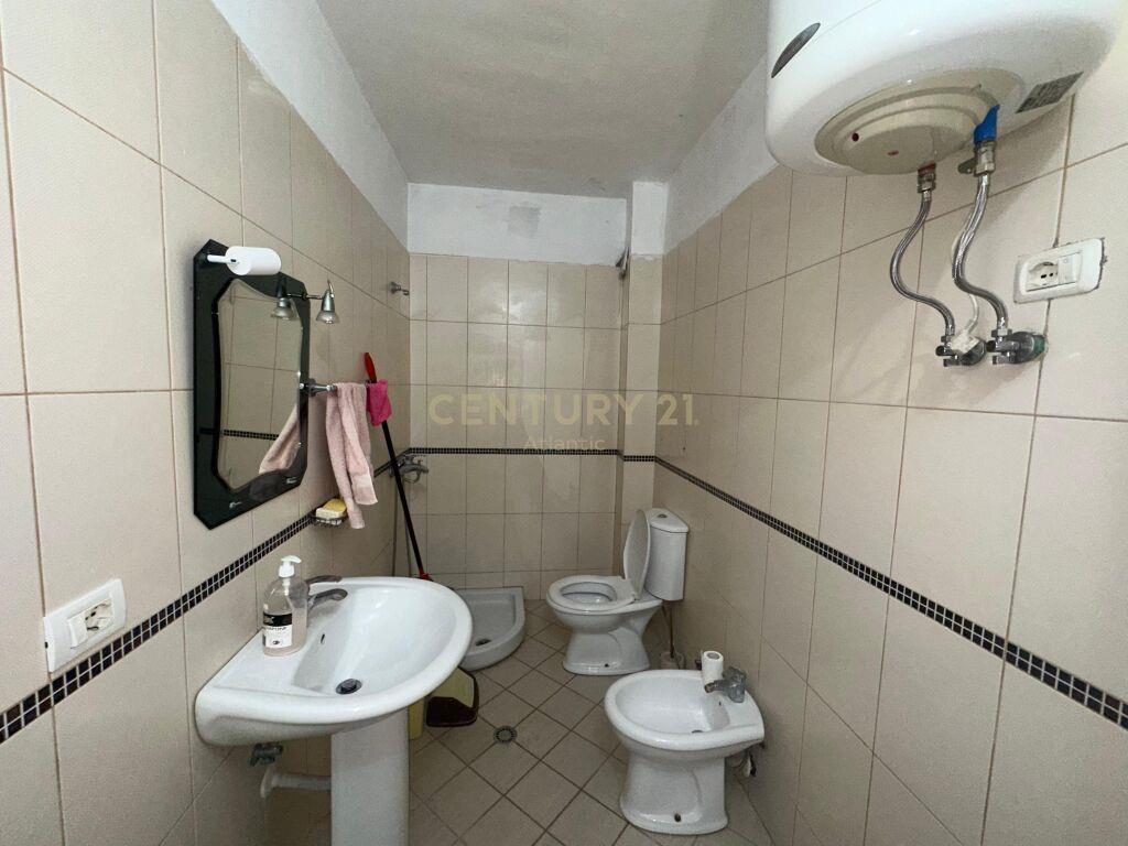 JEPET APARTAMENT 1+1 ME QERA PRANE ADRIATIK HOTEL PLAZH -HEK